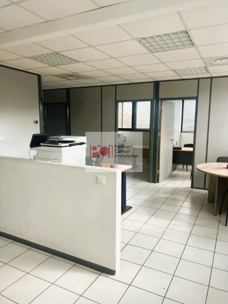 BUREAUX à LOUER
