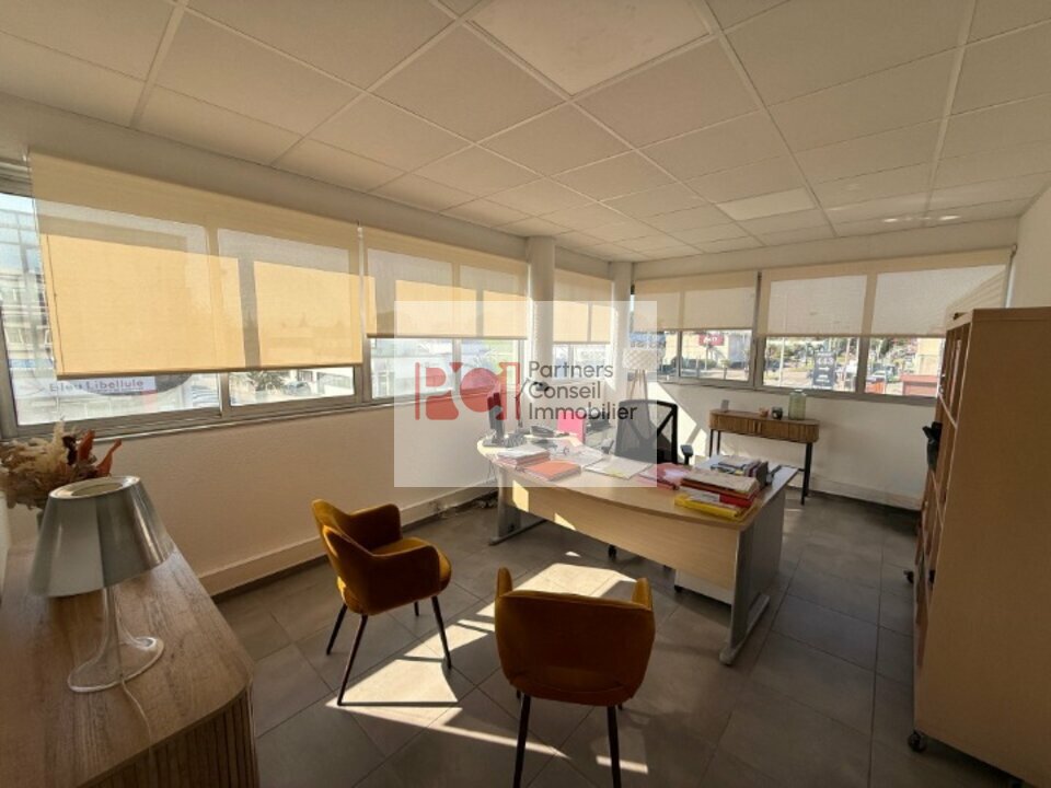 BUREAUX à LOUER