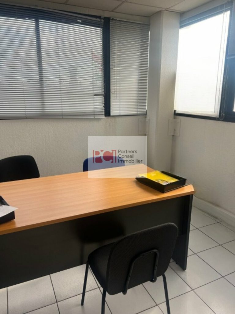 BUREAUX à VENDRE