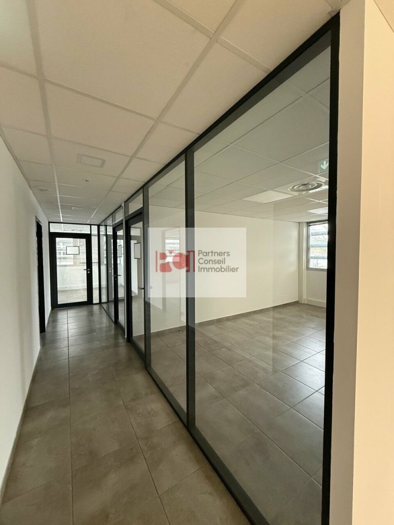 BUREAUX à LOUER