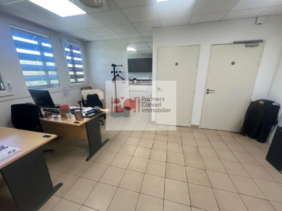 BUREAUX à LOUER